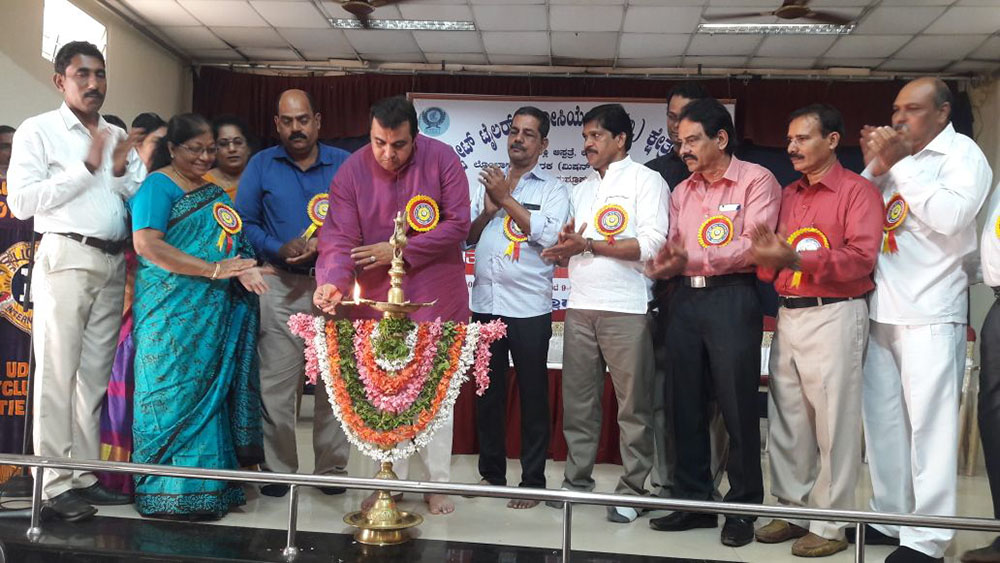 ಉಡುಪಿ: ಟೈಲರ್ಸ್‌ ಸಂಘಟನೆಯಿಂದ ರಕ್ತದಾನ, ನೇತ್ರದಾನ ಶಿಬಿರ